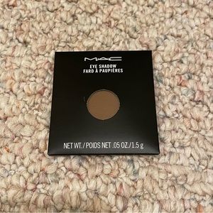 MAC Eyeshadow Charcoal Brown